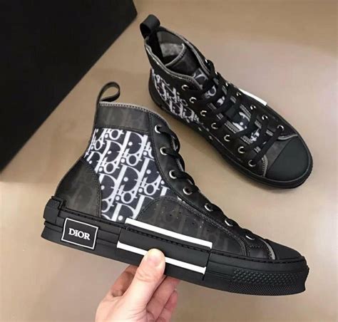 dior oblique short|dior b23 high top price.